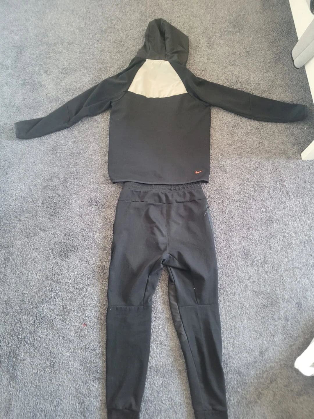 Nike Tech Fleece Full Zip Hoodie and Jogger Set - photo 2