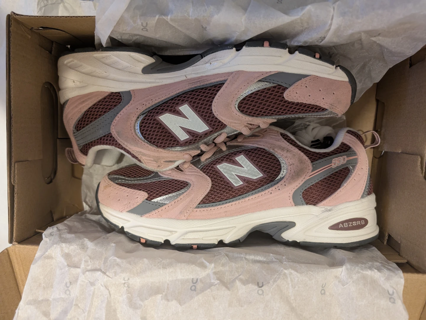 New Balance 530 Pink Grey Sneakers