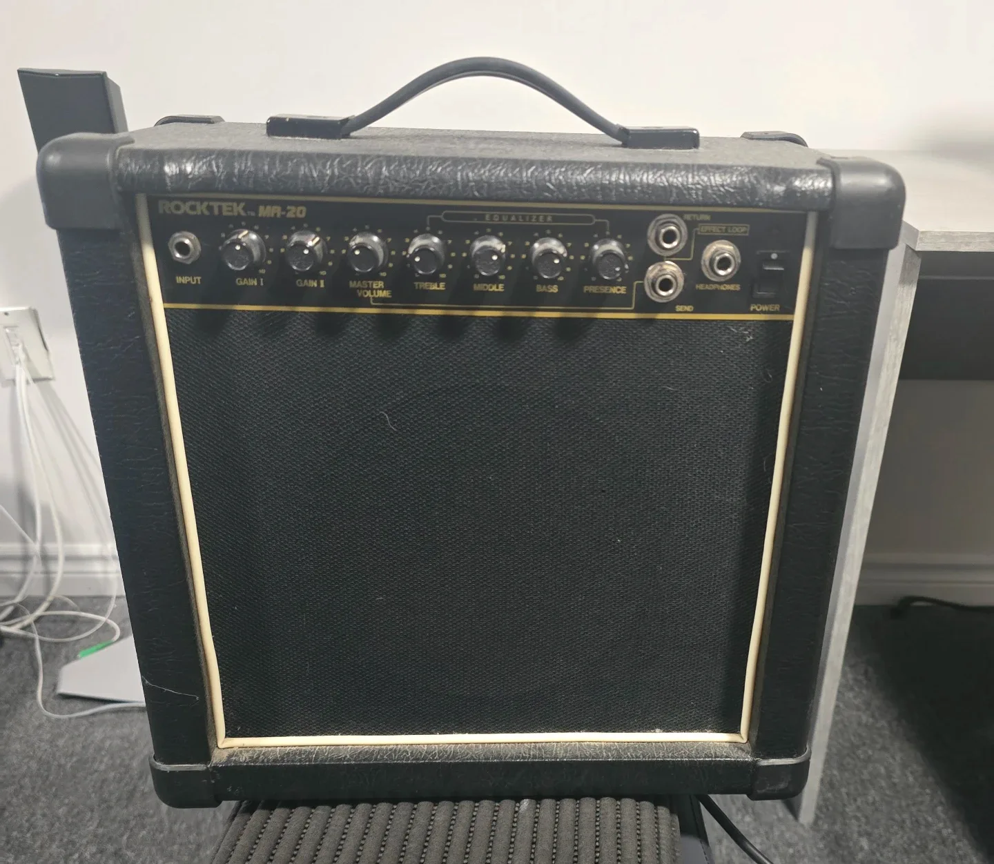 Rocktek MA-20 Guitar Amplifier - photo 2