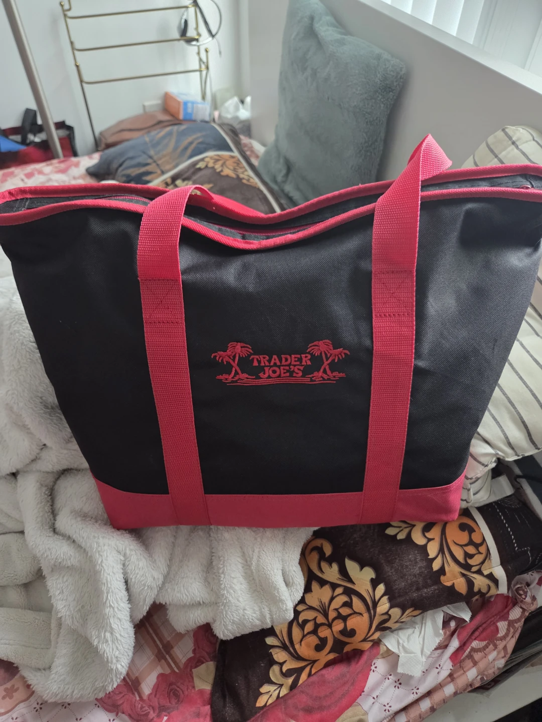 Trader Joe's Black and Pink Insulated Tote Bag - photo 2