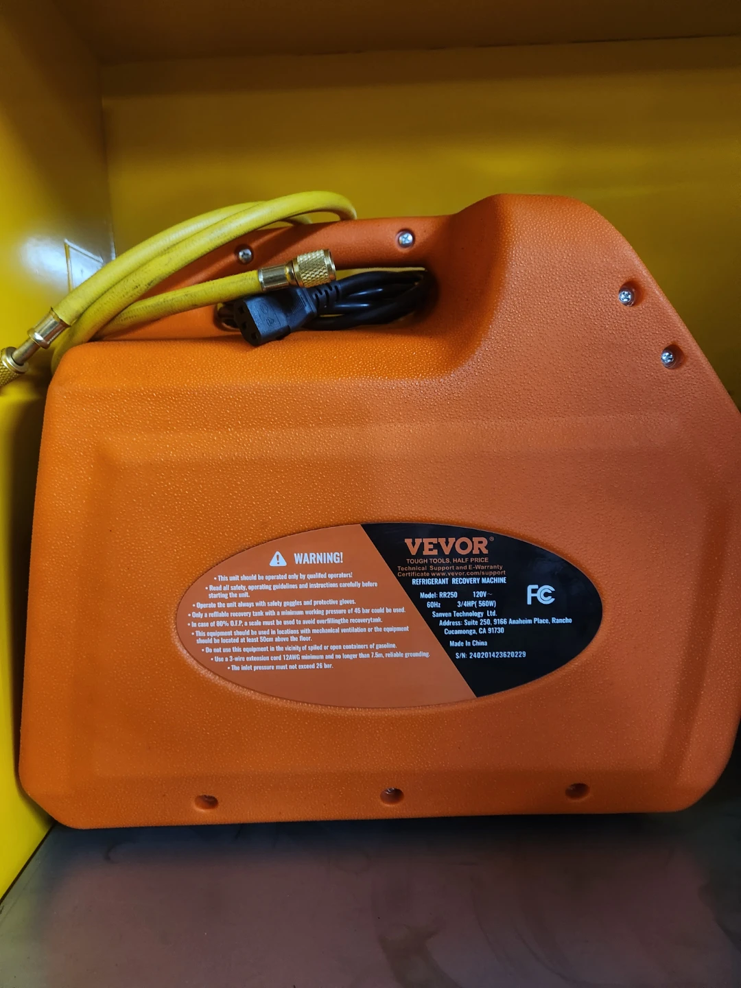 Vevor Refrigerant Recovery Machine - photo 3