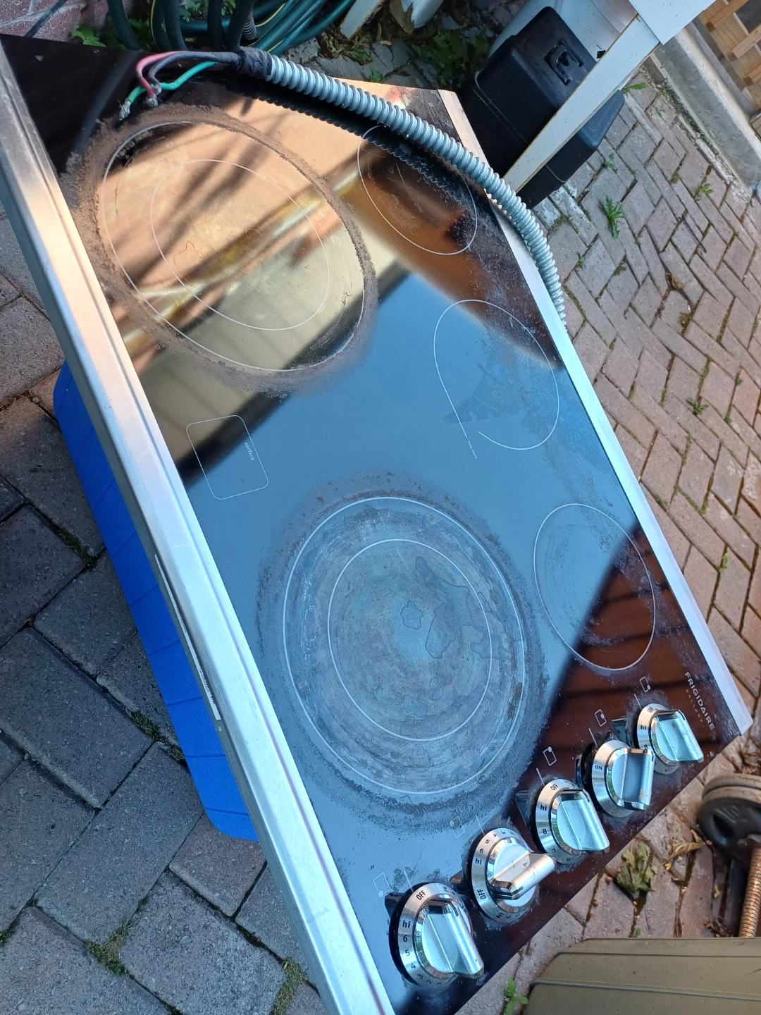 Electrolux Electric Cooktop - photo 4