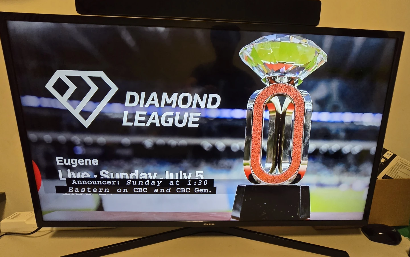Samsung UN40J5200AF 40" Smart TV (with antenna) - photo 5