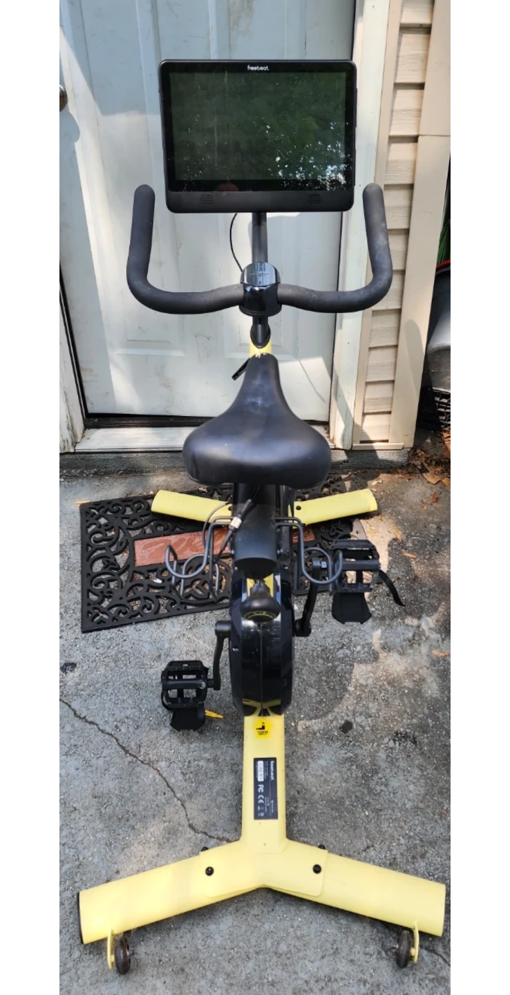 Freebeat Studio Spin Bike with Screen - photo 2