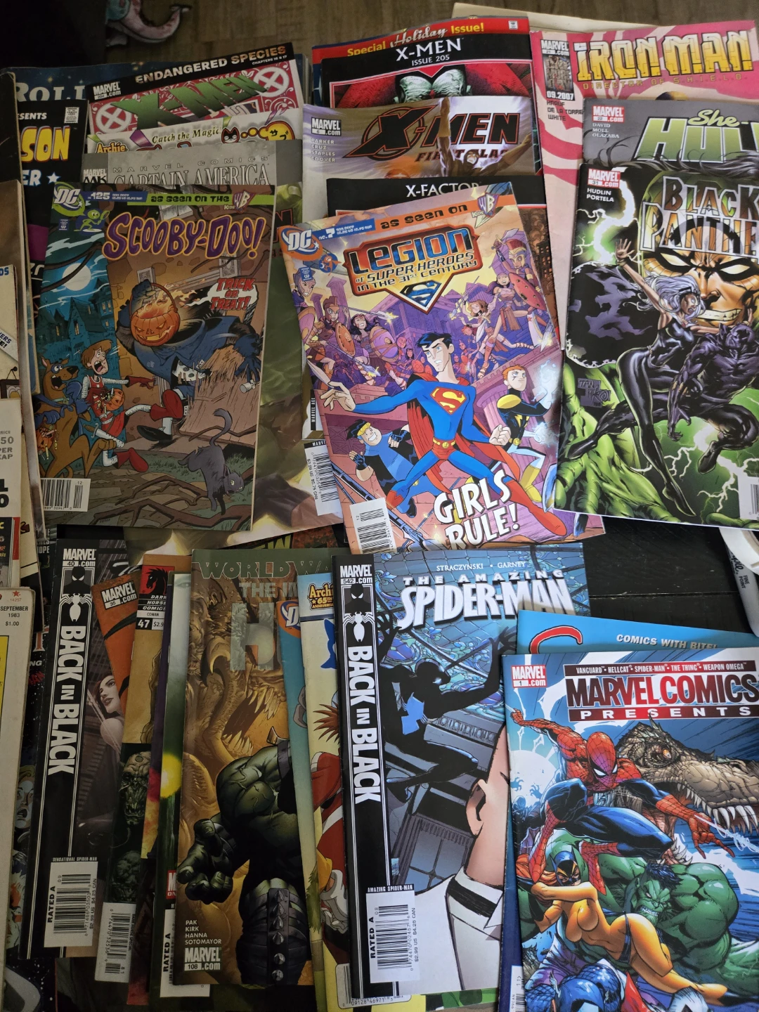Assorted Comic Books - Marvel, DC & More - photo 3