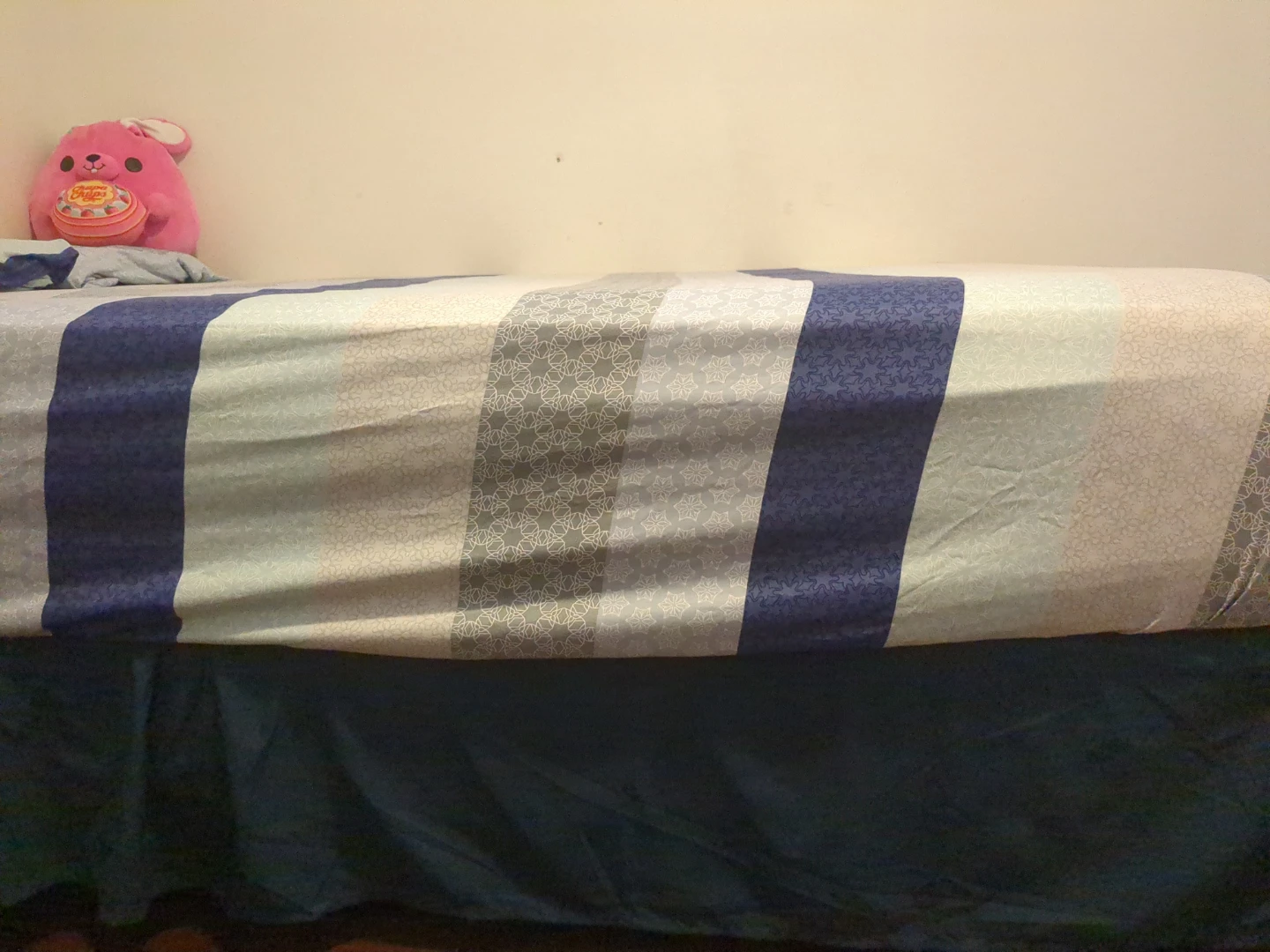 Luxury quilted Silk & Snow hybrid queen mattress - photo 3