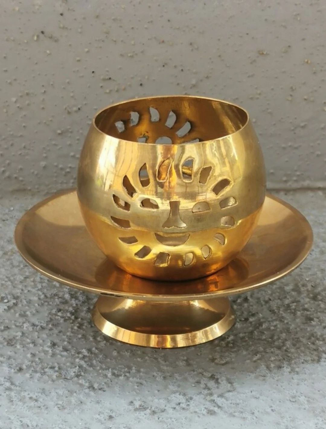 Vintage Solid Brass Pedestal Tealight Candle Holder