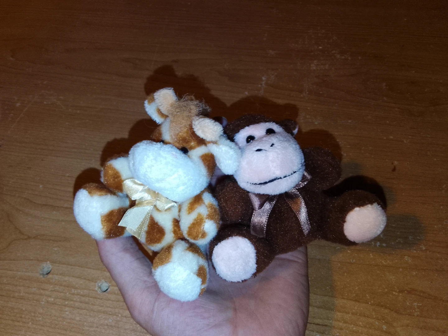 Plush Monkey and Giraffe Toys - photo 3