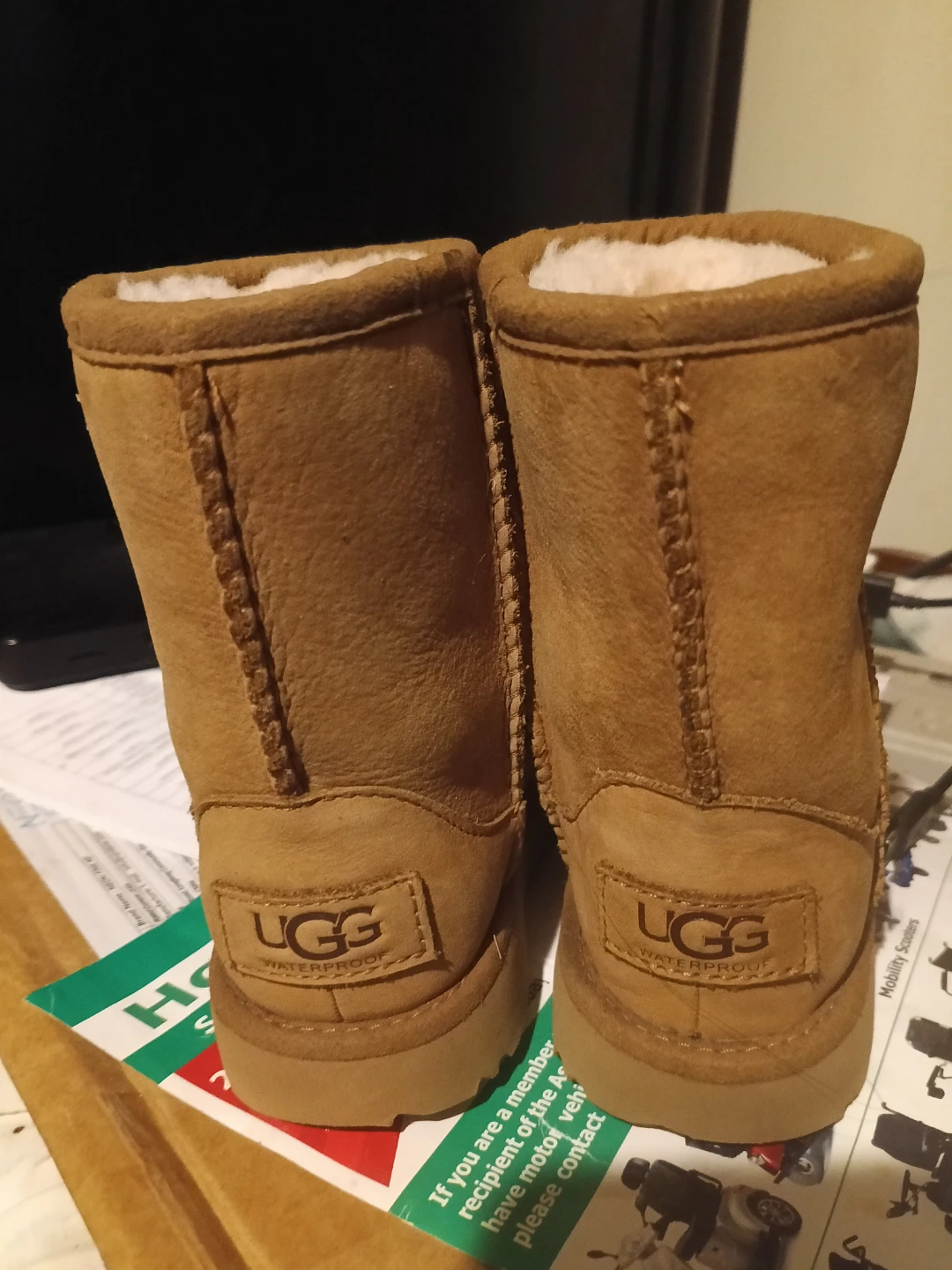 New!!! Child, UGG Boots Size: 7