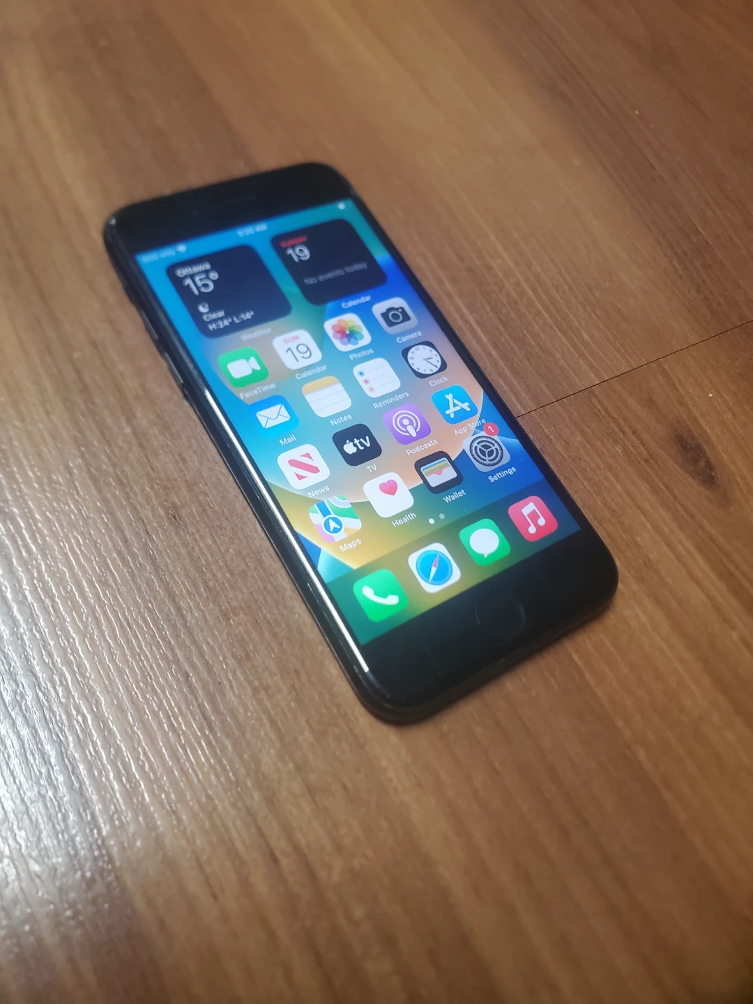 Apple iPhone - Black