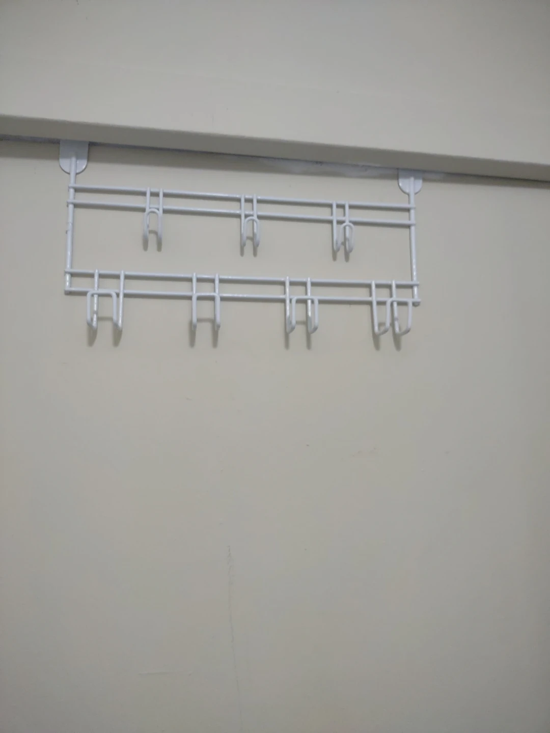 White Metal Over-the-Door Drying Rack with Hooks - photo 5