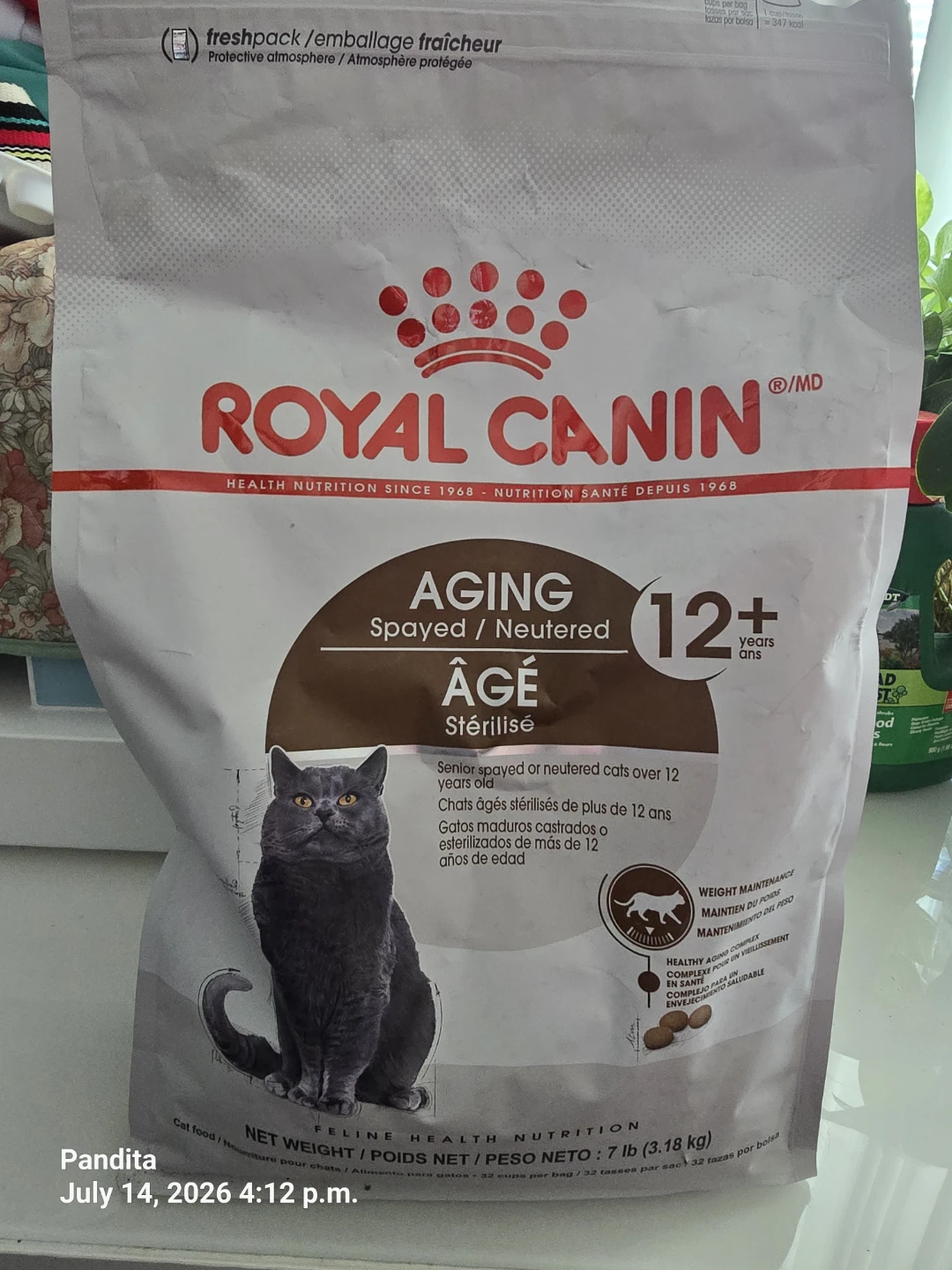 Royal Canin Aging Spayed/Neutered Cat Food 7 lb bag