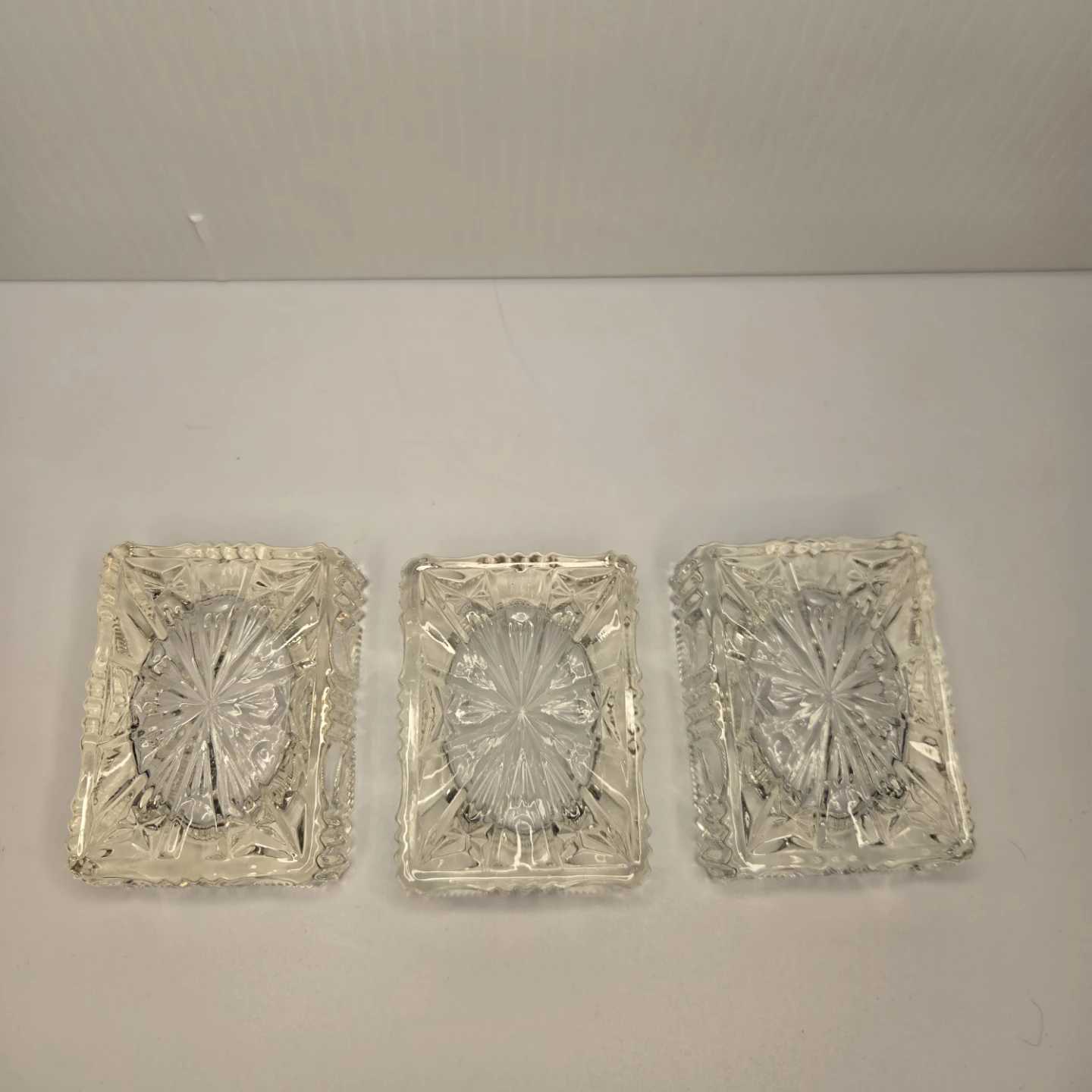Set of 3 Crystal Glass Ashtrays - photo 5