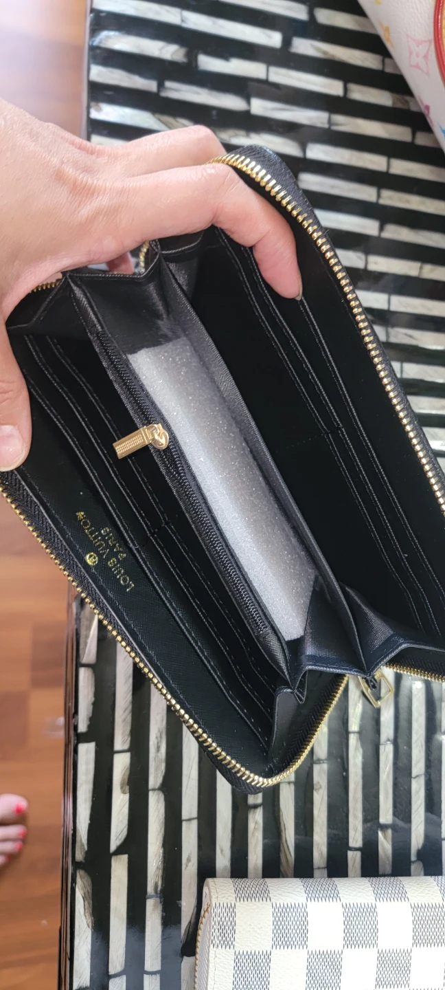 Louis Vuitton Monogram Zip Around Wallet - photo 4