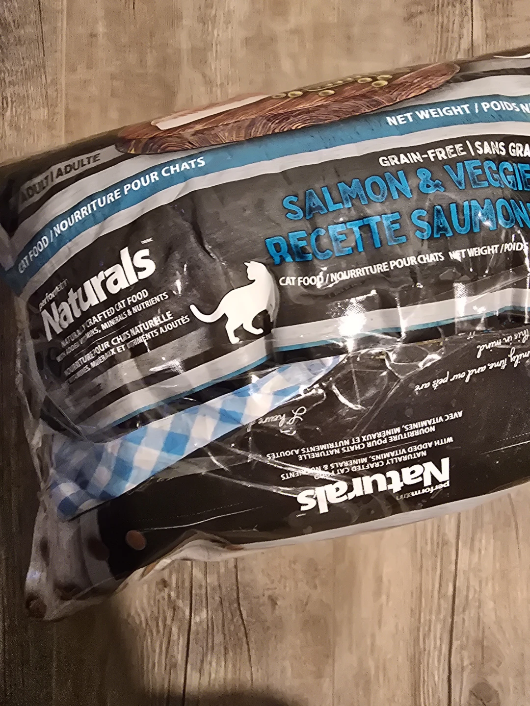 Naturals Grain-Free Salmon & Veggie Cat Food