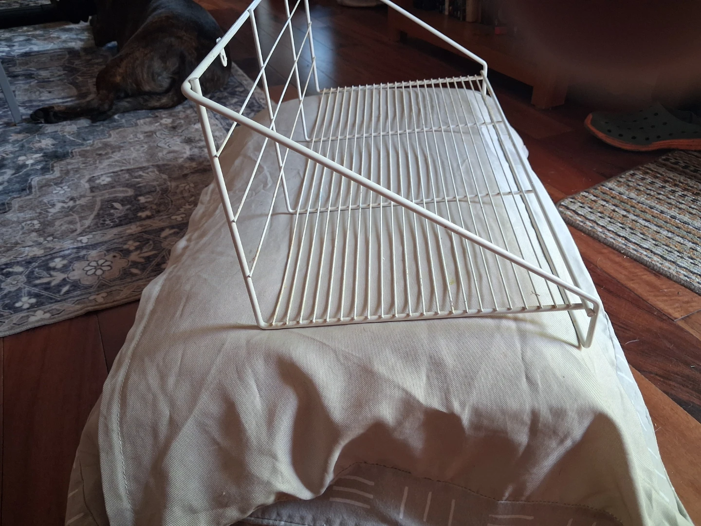 White Wire Wall Shelf - photo 2