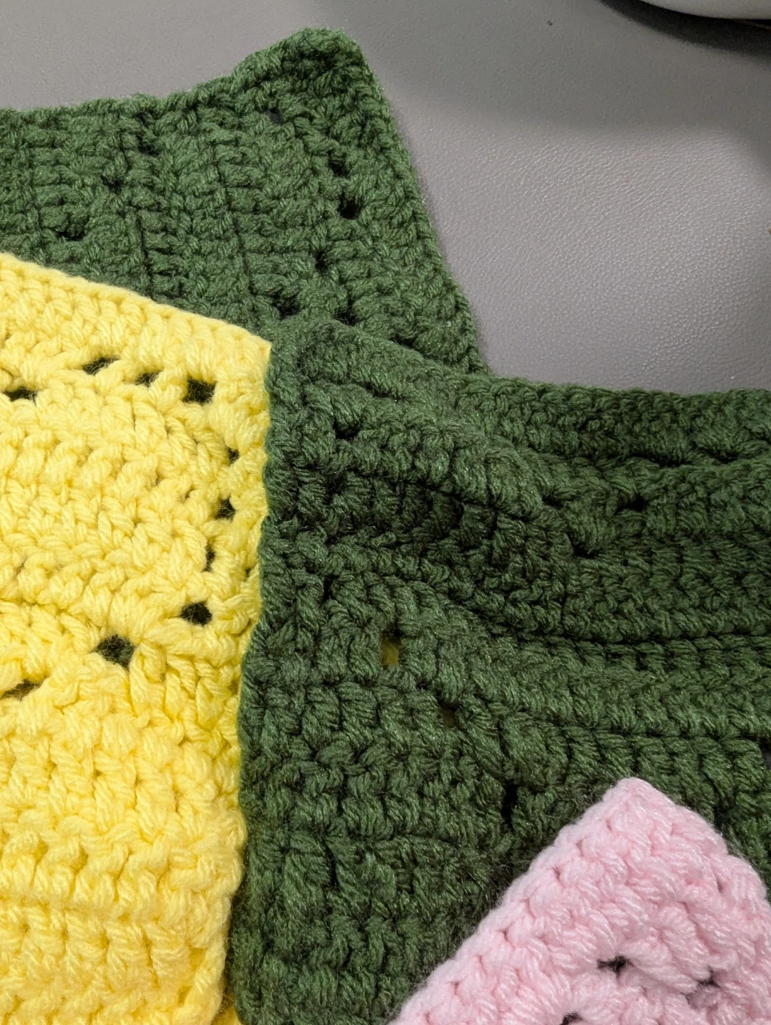 Set of 5 Crochet Coasters - Assorted Colours - photo 3
