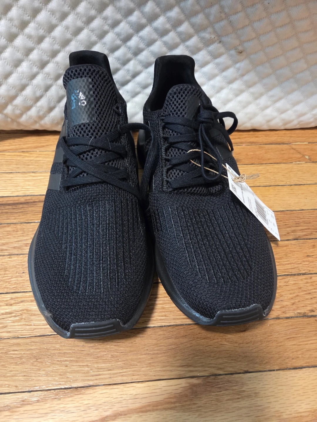 Swift run 1.0 adidias women runners - photo 4
