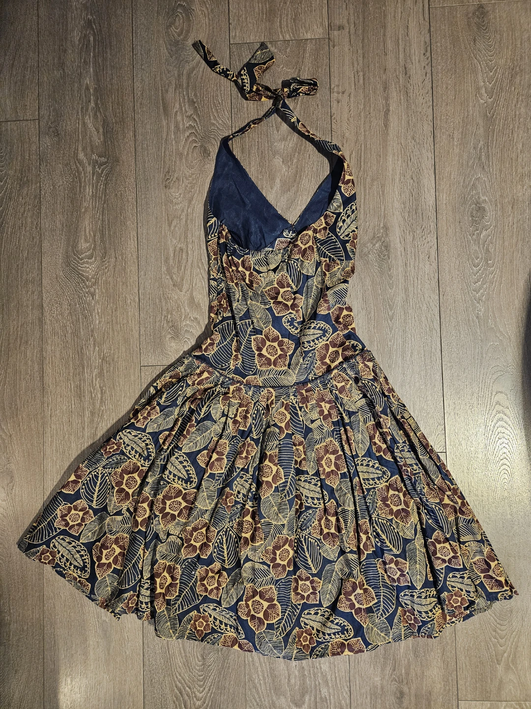 Halterneck Floral Dress - photo 2