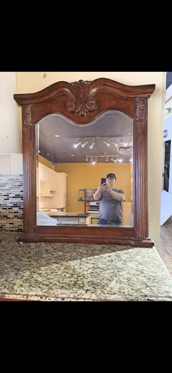 Mirror with wooden frame - photo 2