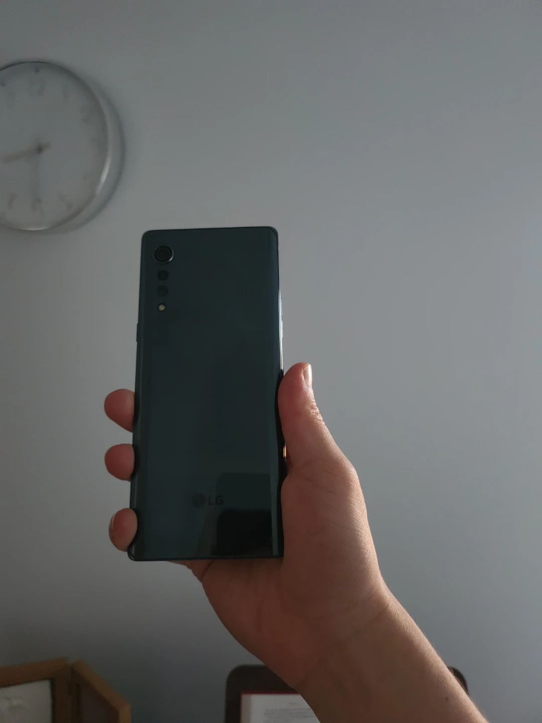 LG Velvet Smartphone LM-G900UM - photo 3