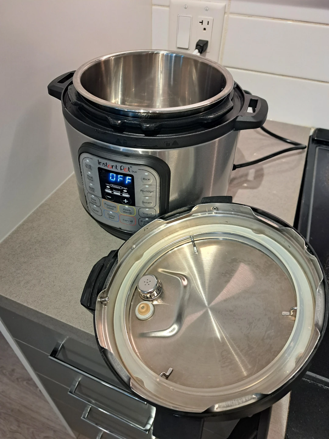 Instant Pot Duo Plus 6-in-1 - photo 2