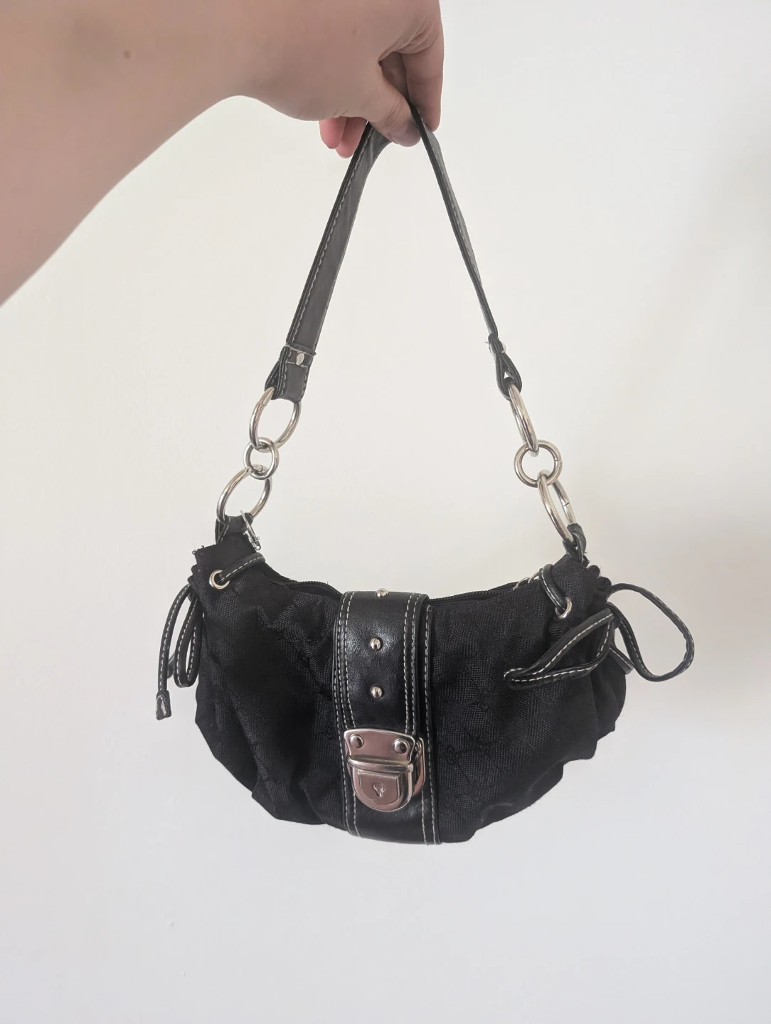 Black Guess Shoulder Bag