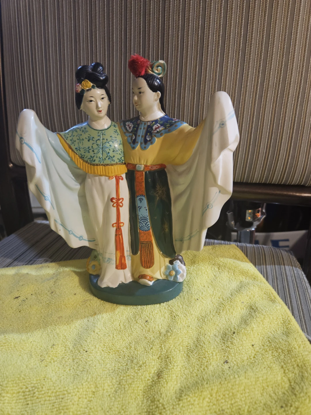 Vintage Porcelain Figurine - Two Women - photo 2