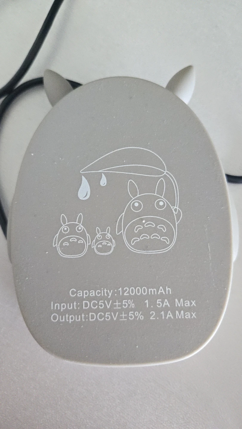Portable chargers for free (cable incl) - photo 3