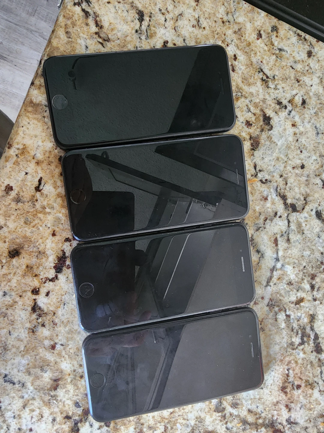 Apple iPhone Bundle