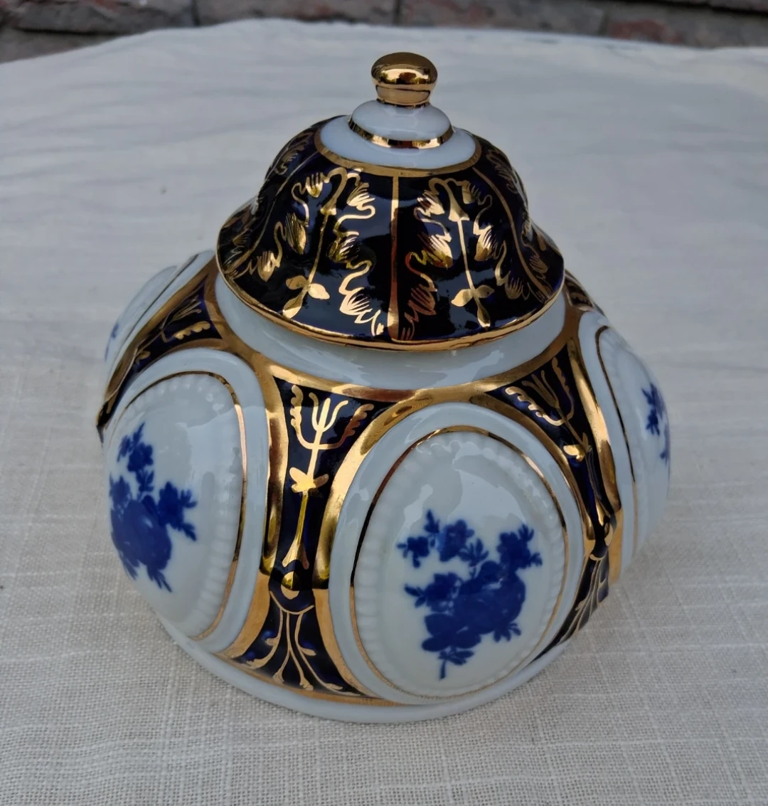 Royal Dux Porcelain Trinket Box with Lid