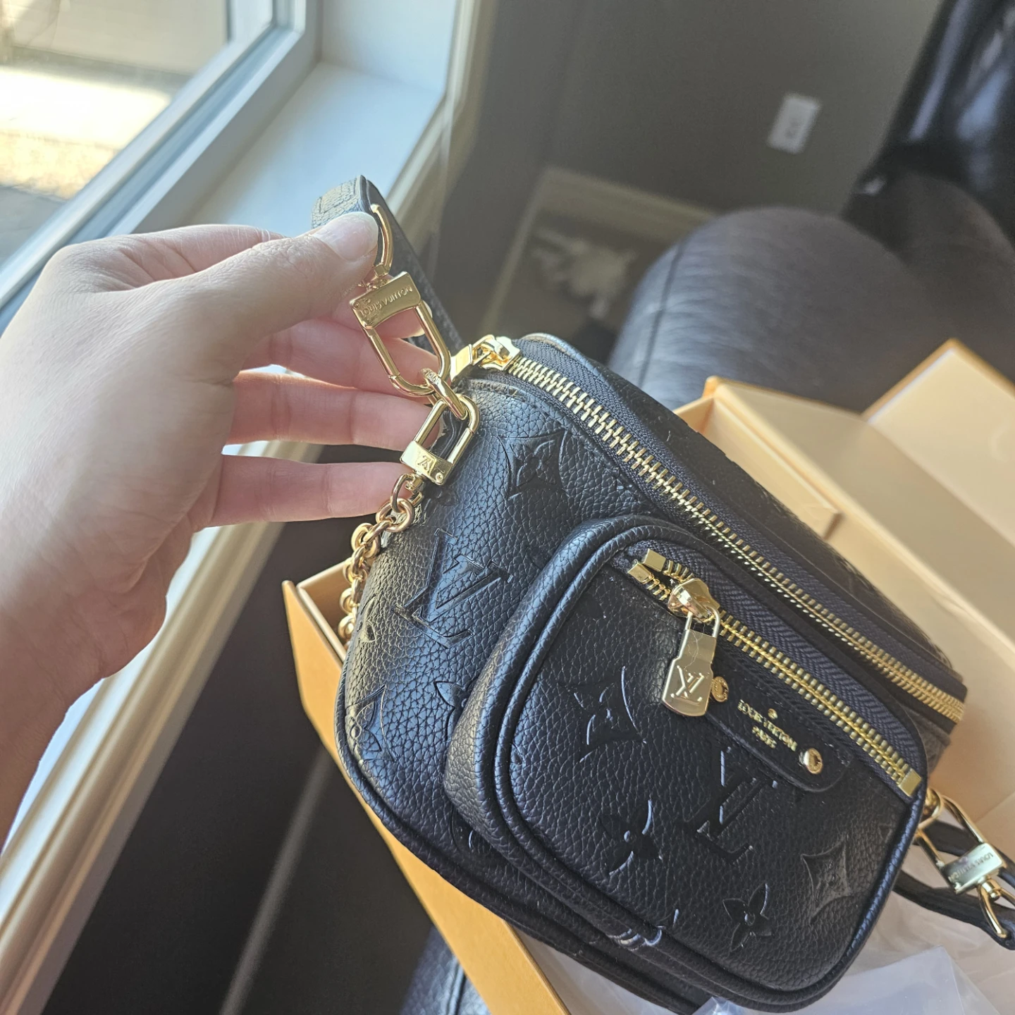 Louis Vuitton Black Leather Belt Bag - photo 2