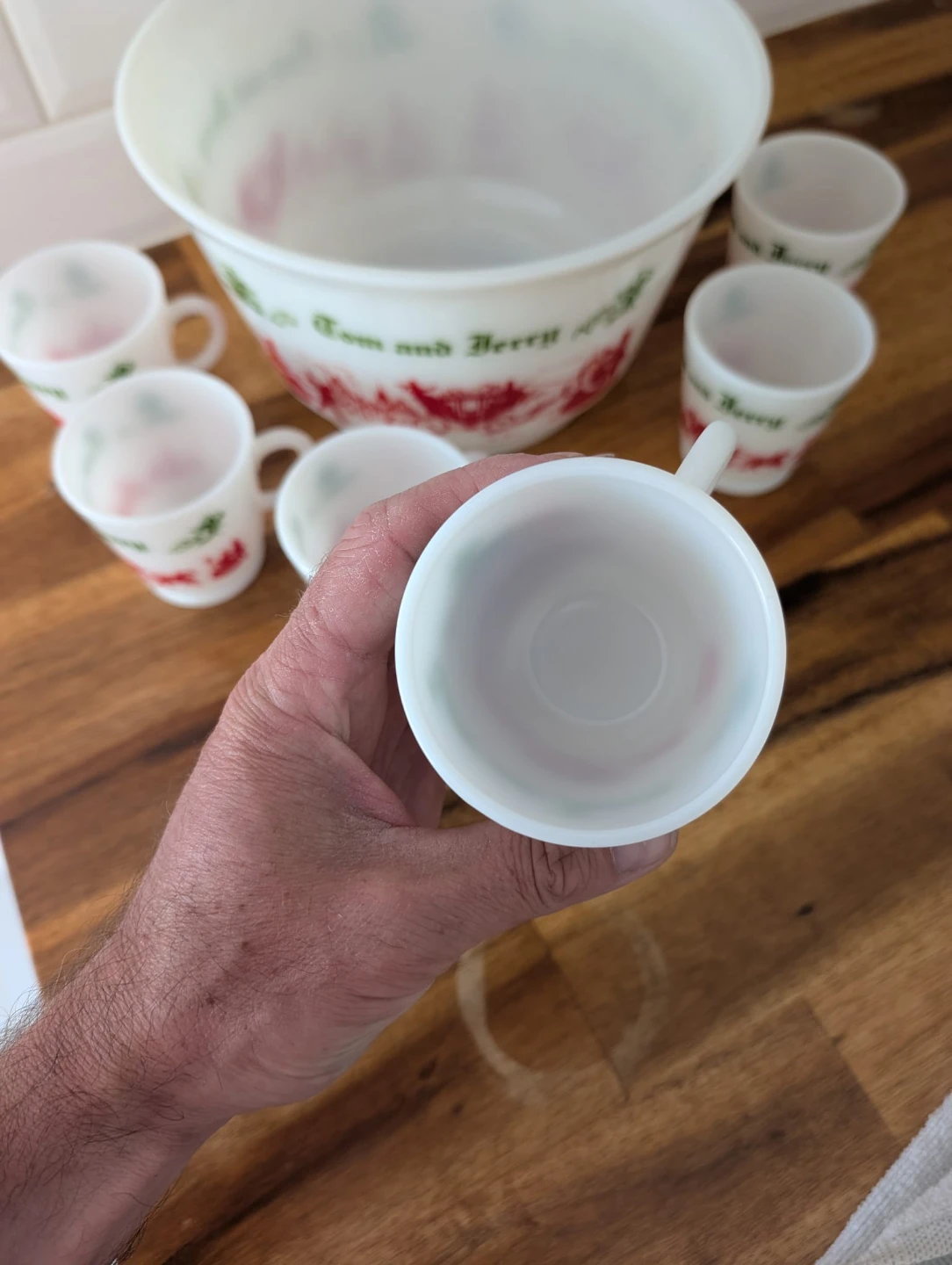 Vintage Tom and Jerry Egg Nog Bowl and Cups Set - photo 4