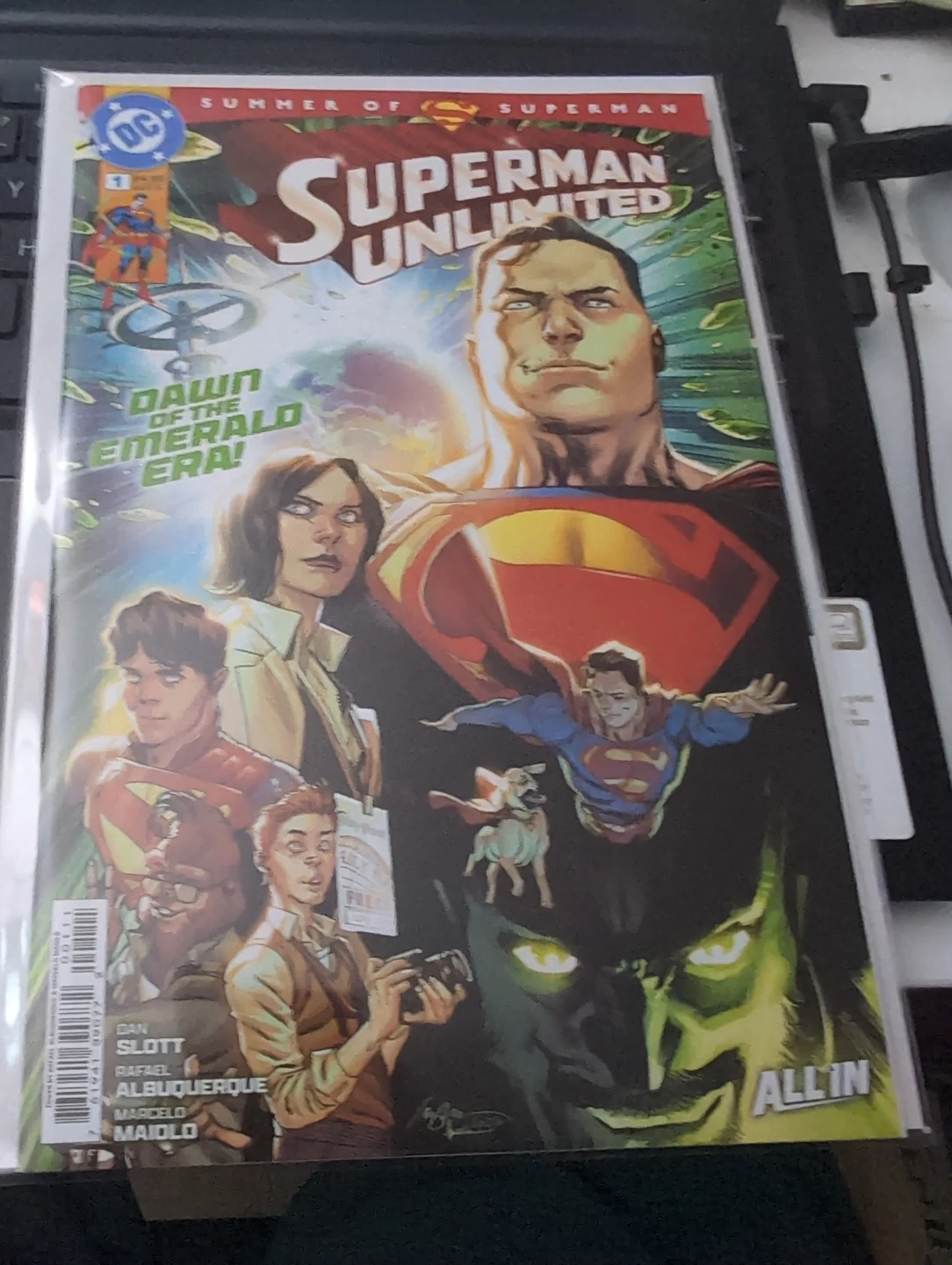 Superman Unlimited Comic #1