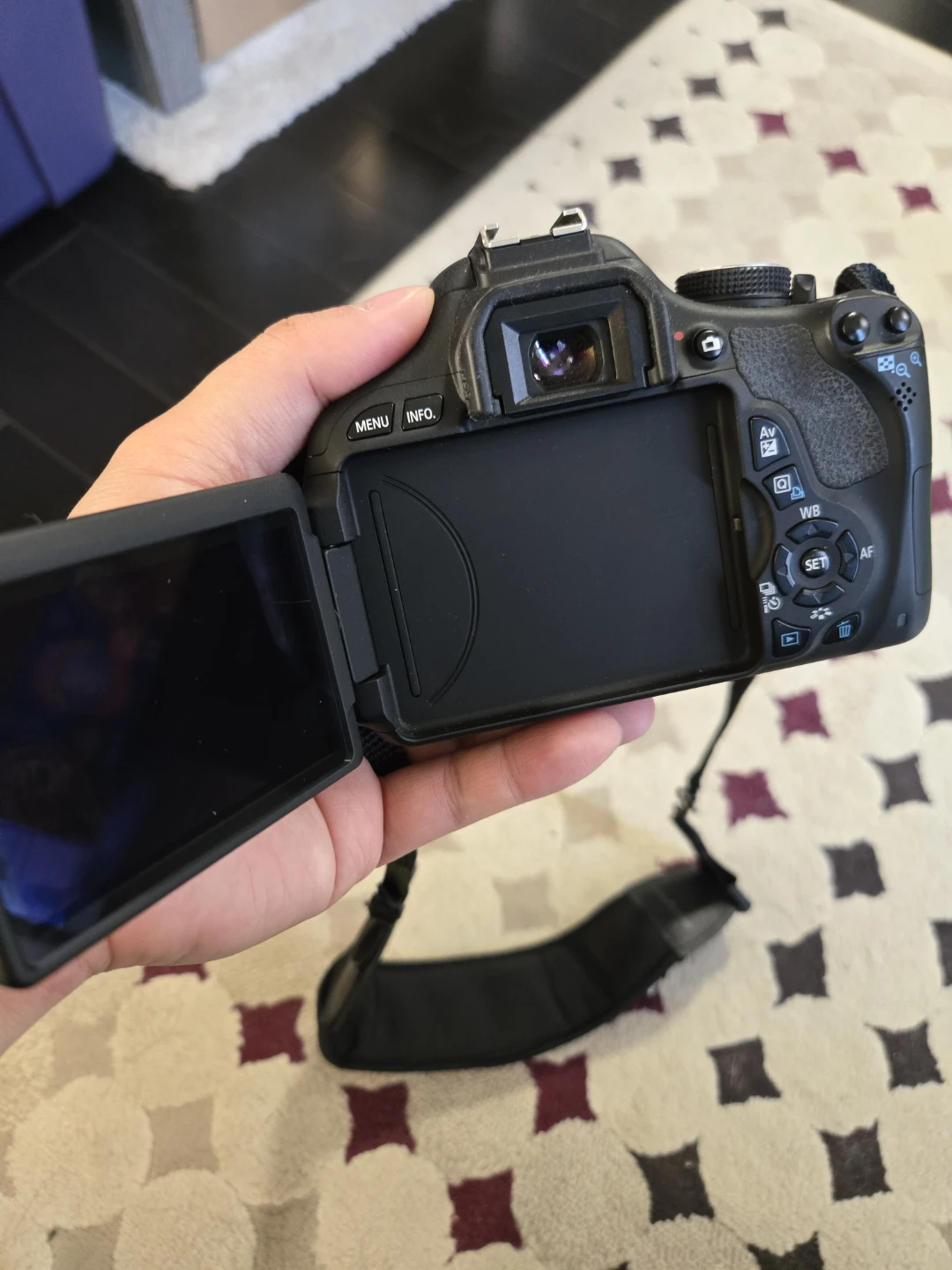 Canon DS126311 Digital Camera with Lens - photo 2