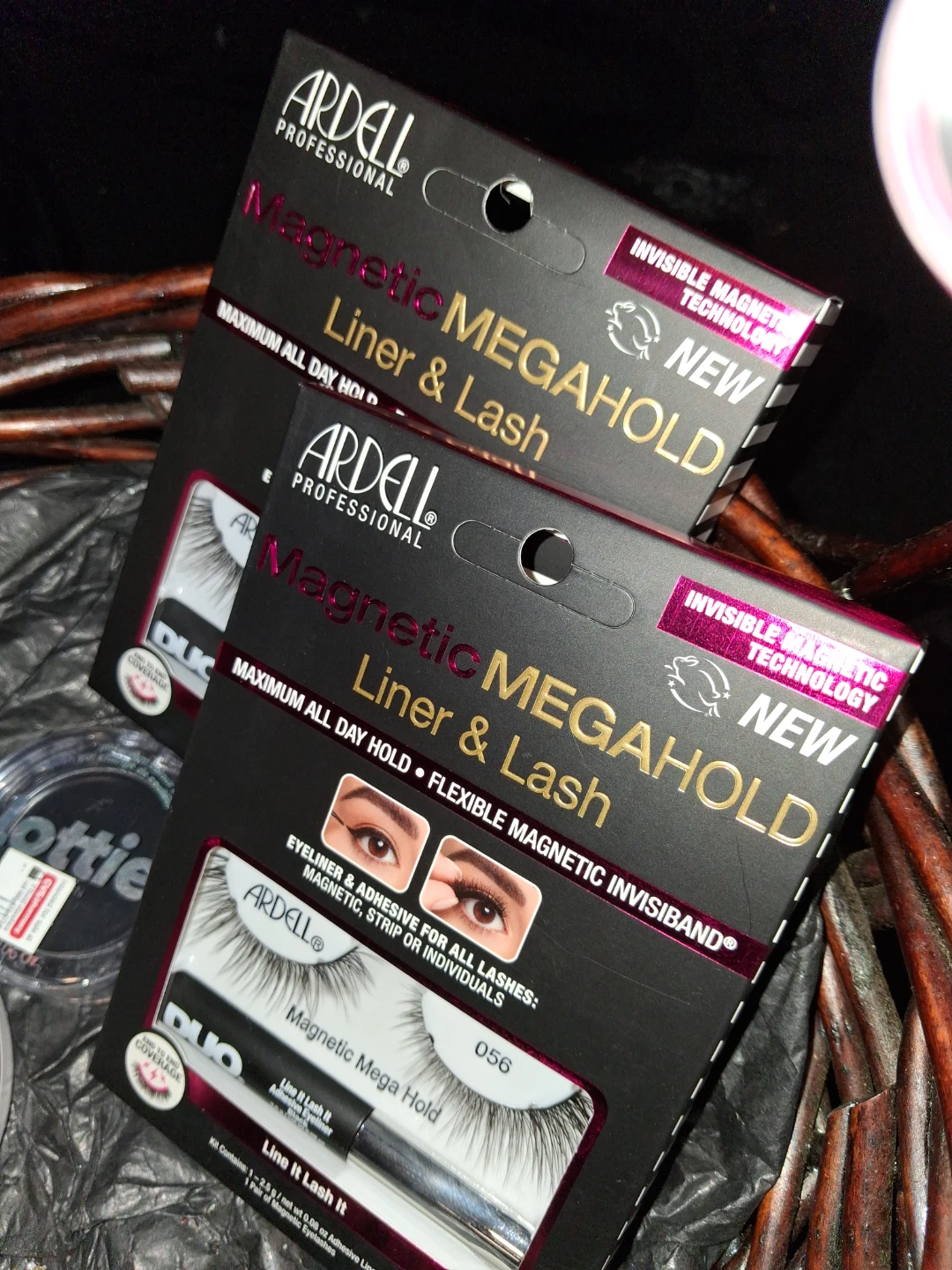 JOAH Crystal Glow Primedation & Revlon Serum Tint Foundation - photo 5