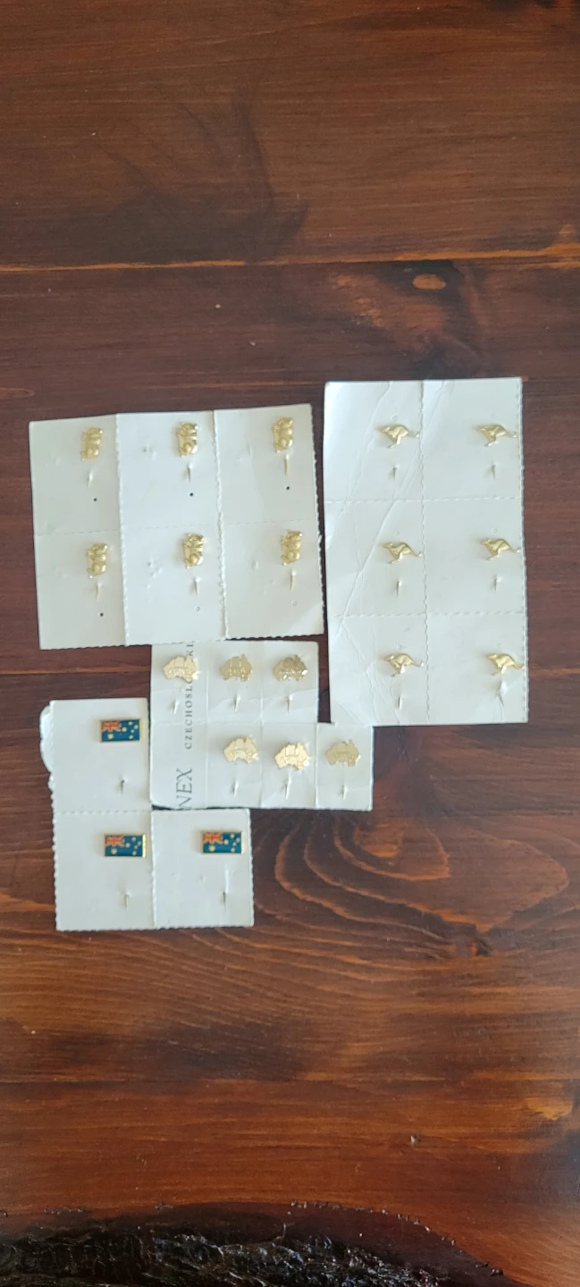 Lot of Kangaroo and Australian Map, Flag Lapel Pins