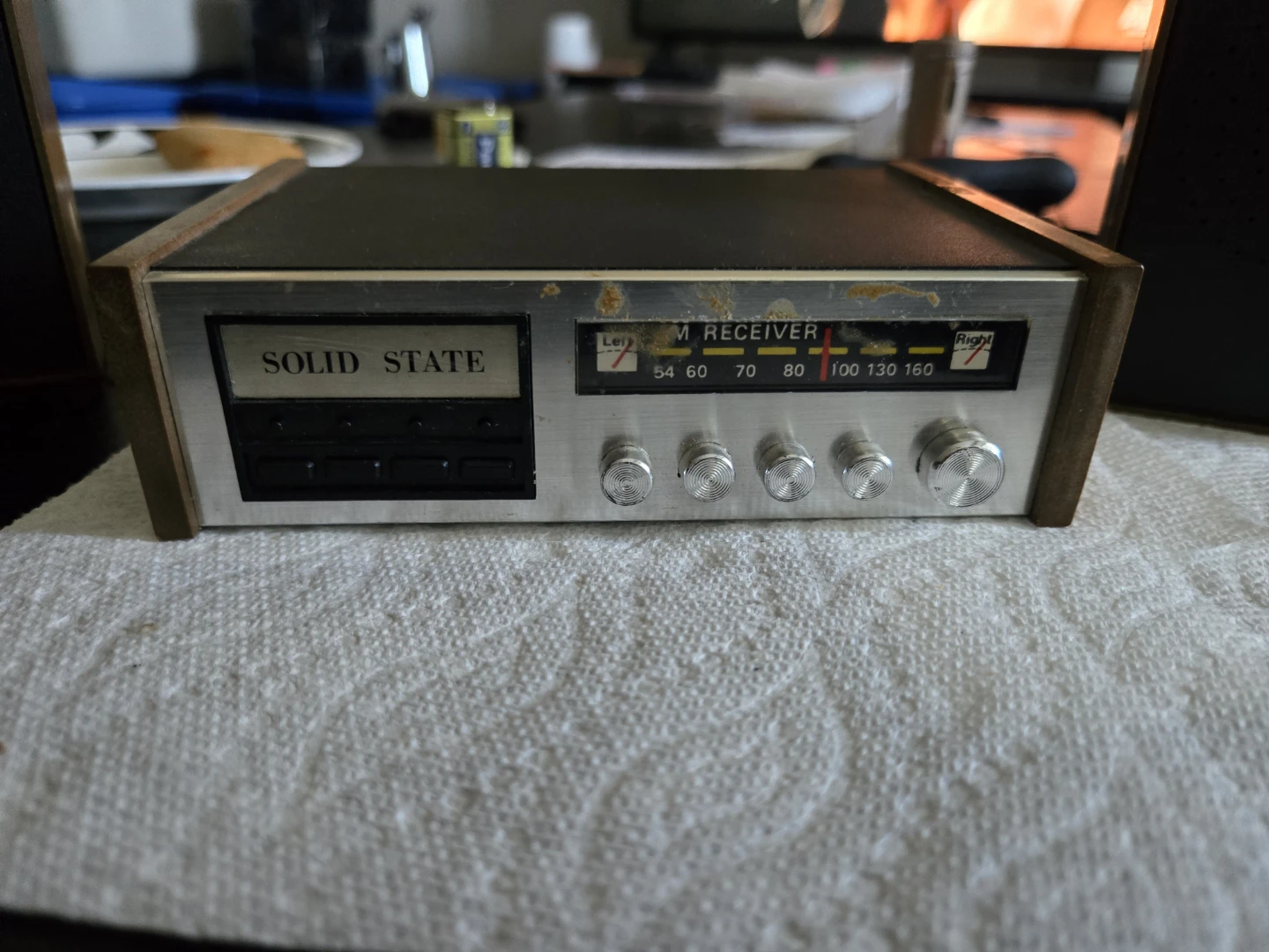Solid State AM Receiver with Speakers - photo 2