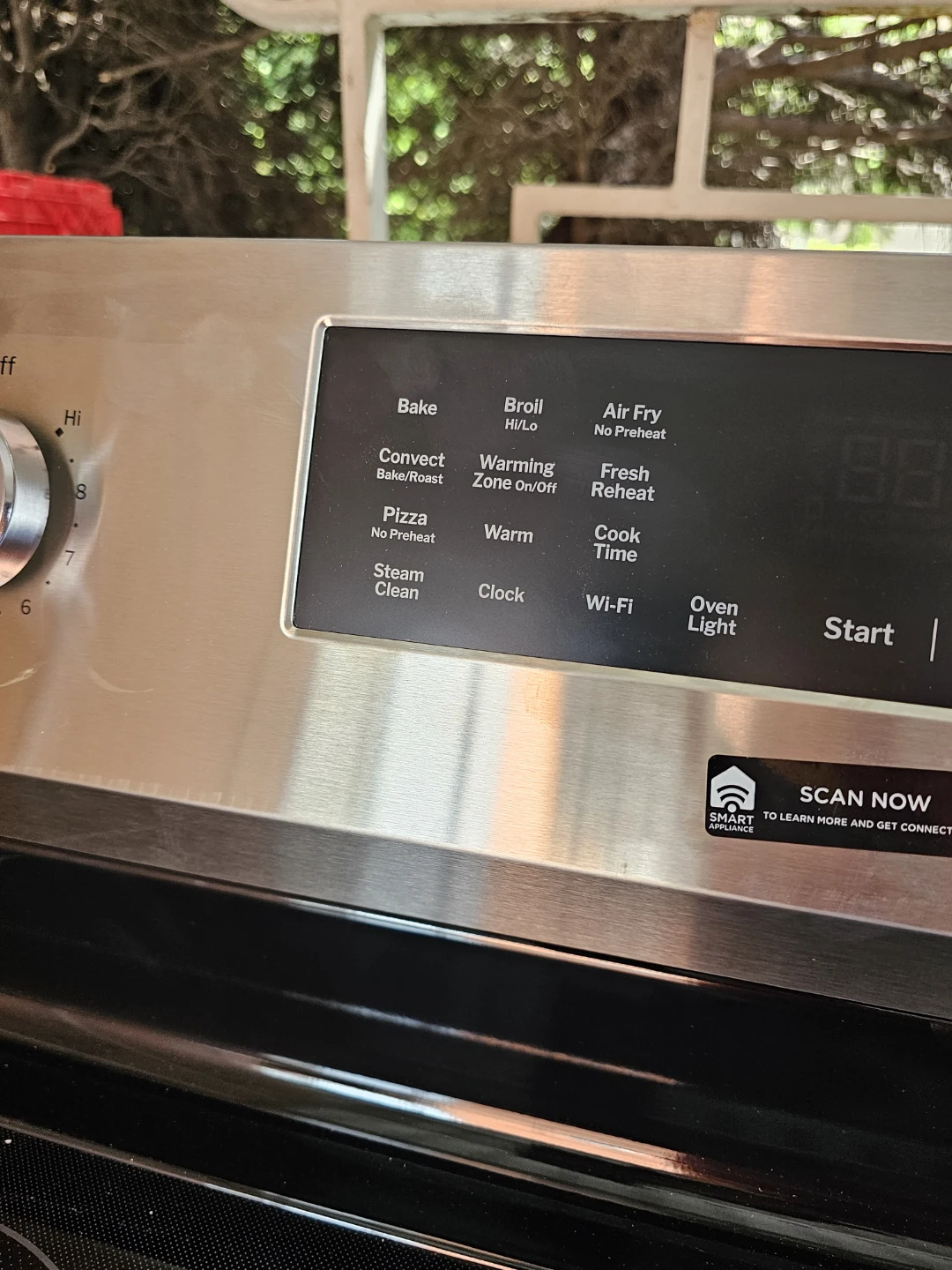 GE 30in wide Electric Range with Air Fry - photo 2