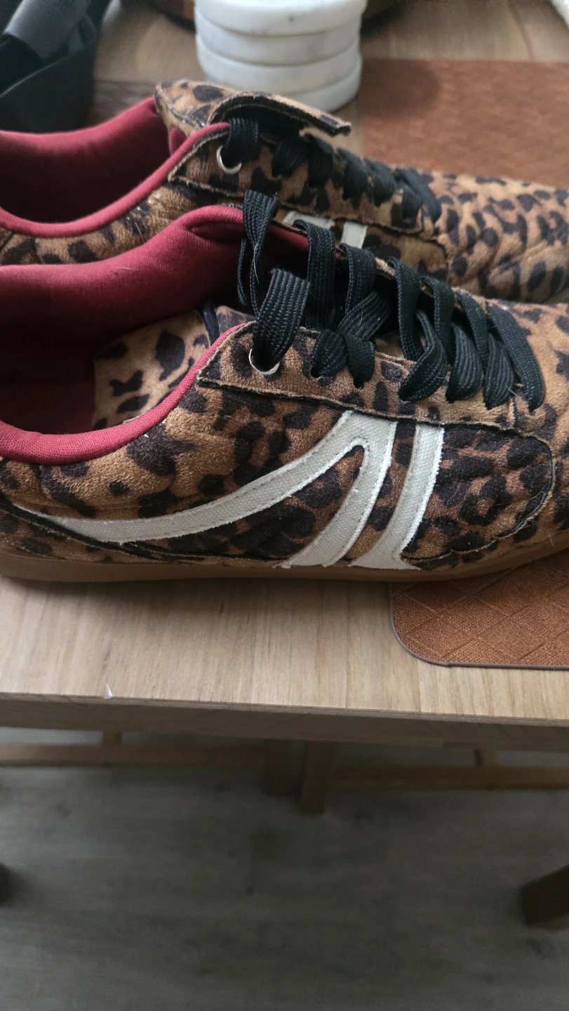 Steve Madden Leopard Print Sneakers-Size 10