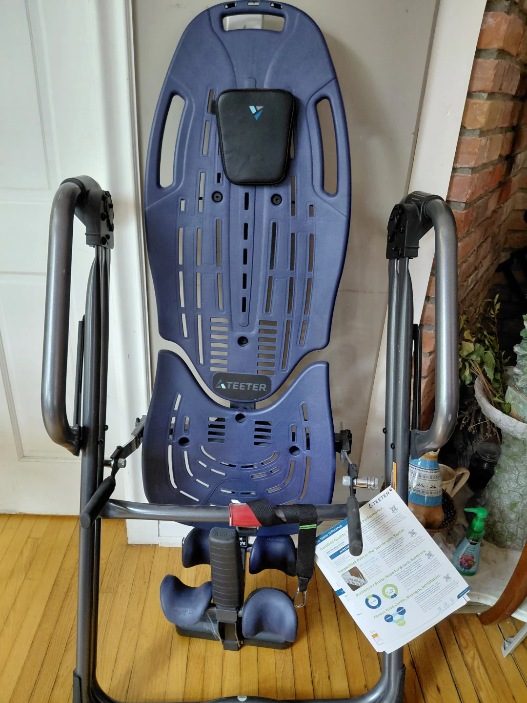 Teeter EP-960 inversion table