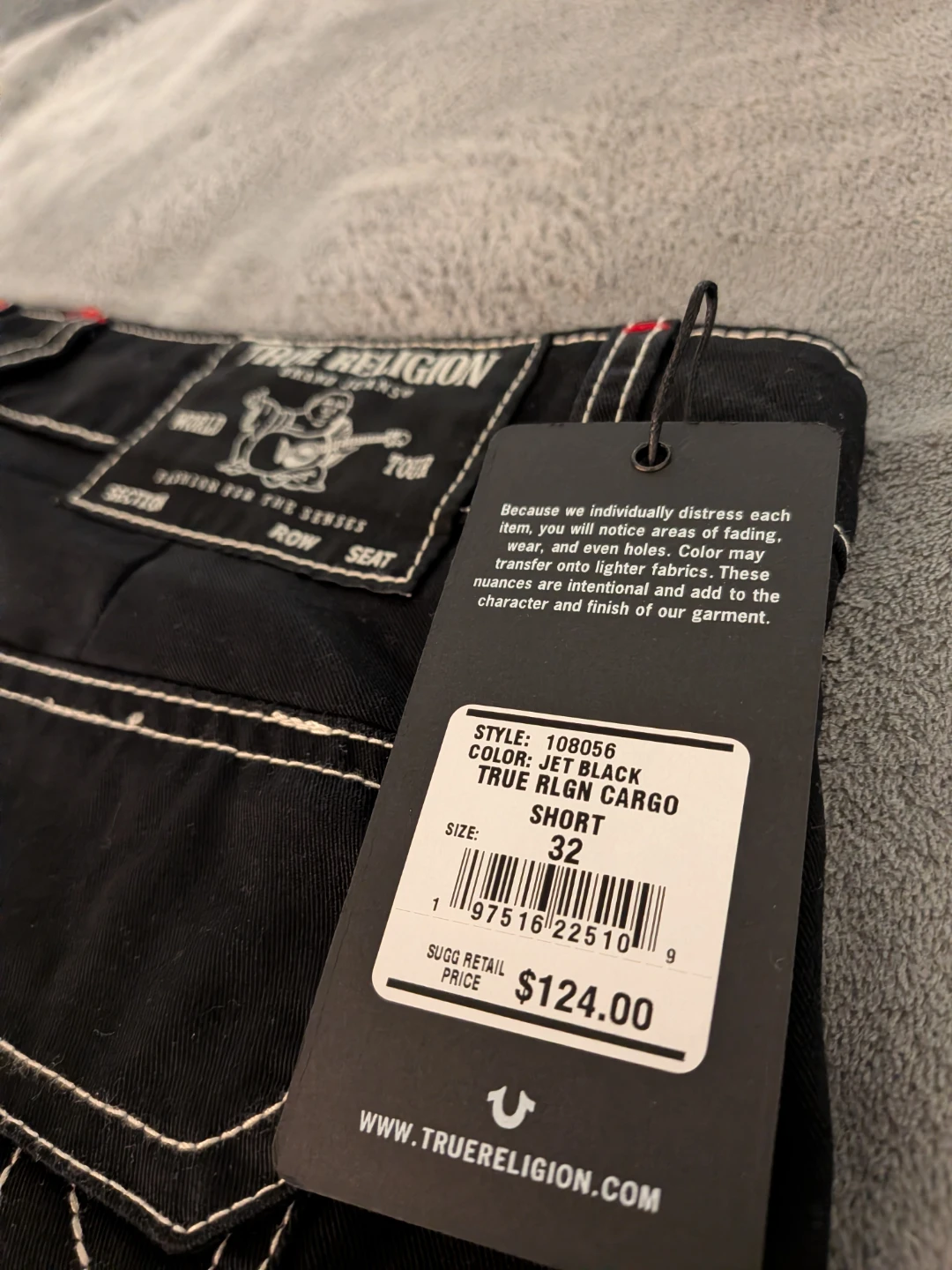 True Religion Black Cargo Shorts Size 32 - photo 2
