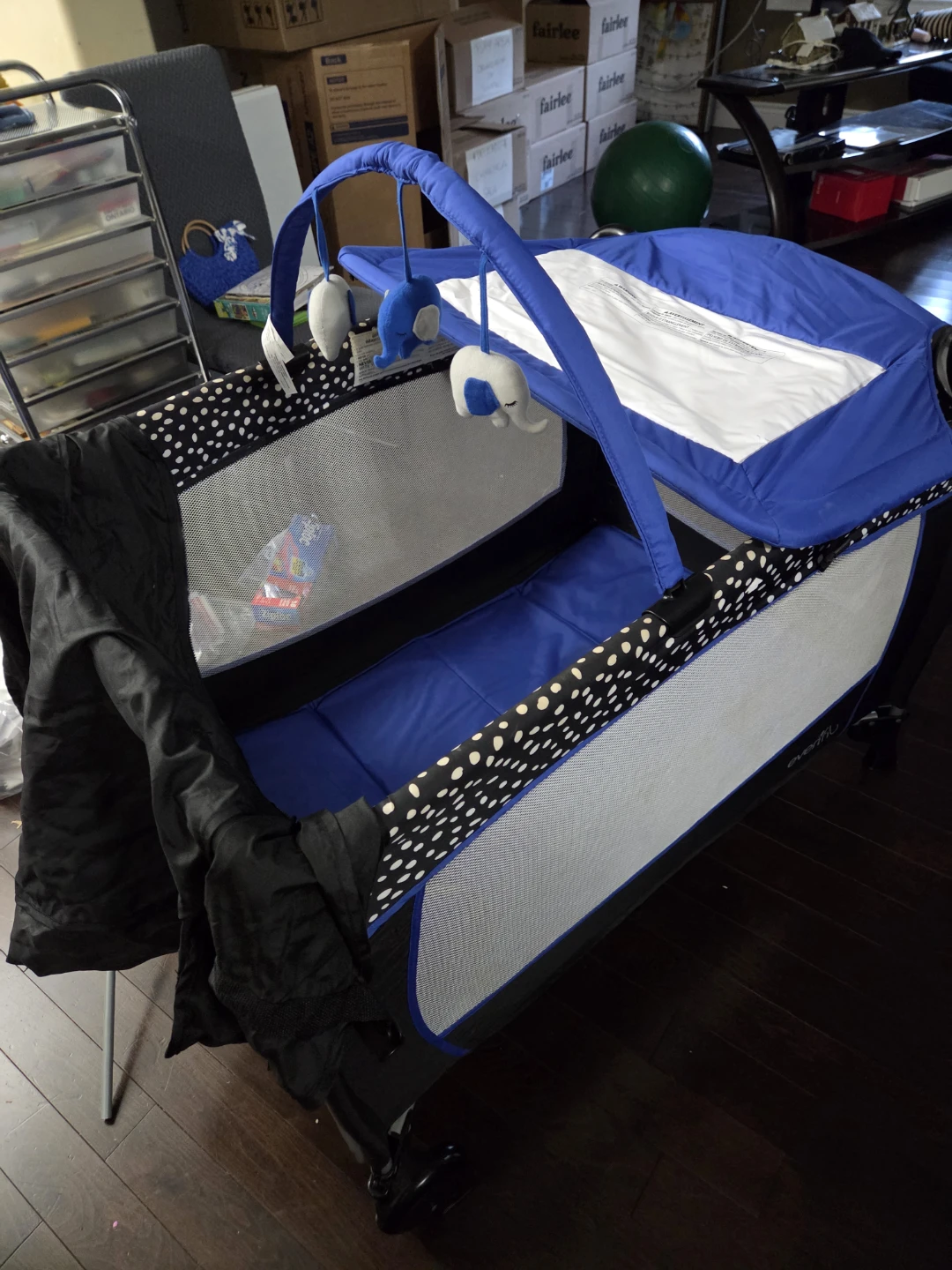Evenflo Portable Playard - photo 2