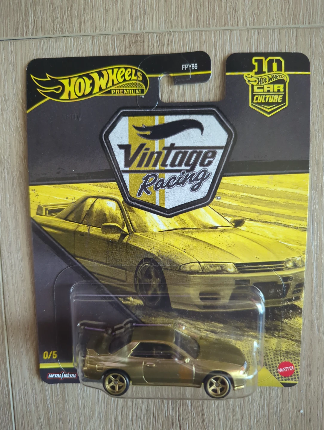 GOLD CHASE -  Hot Wheels Premium Vintage Racing Gold Car