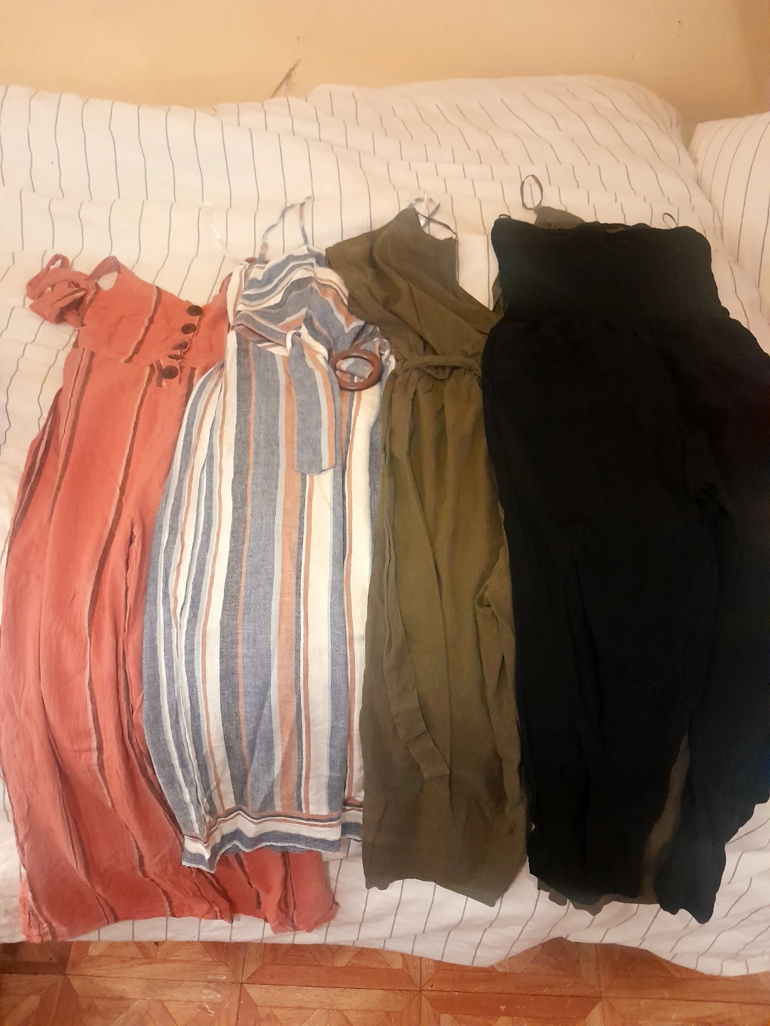 Women's Clothing Size XS all for $25 - photo 2