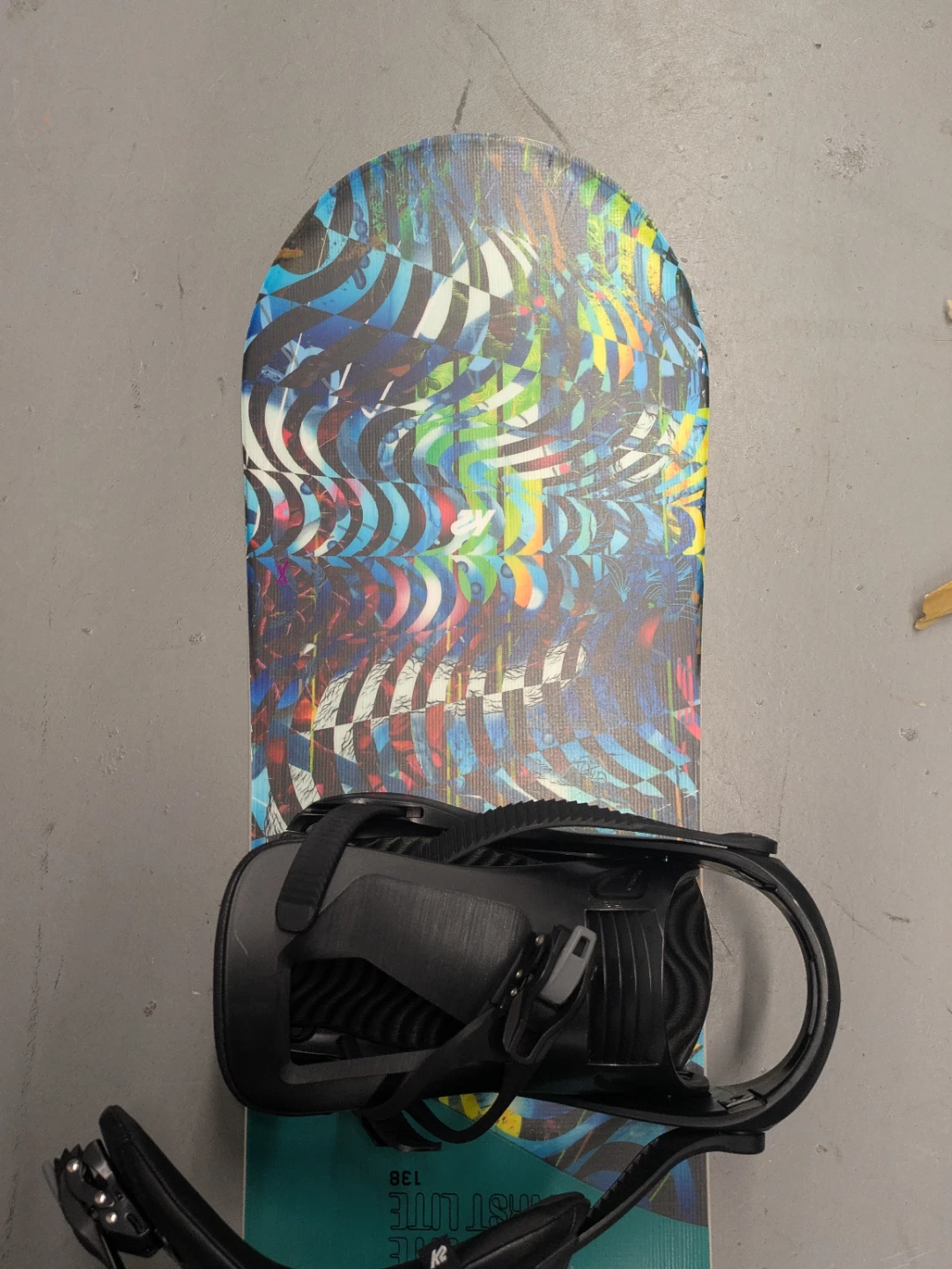 K2 snowboard, bindings and case bundle - photo 2