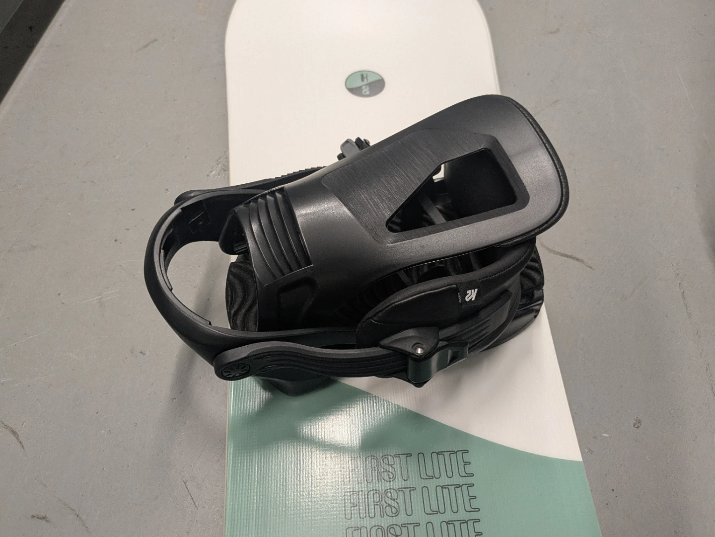 K2 snowboard, bindings and case bundle - photo 5