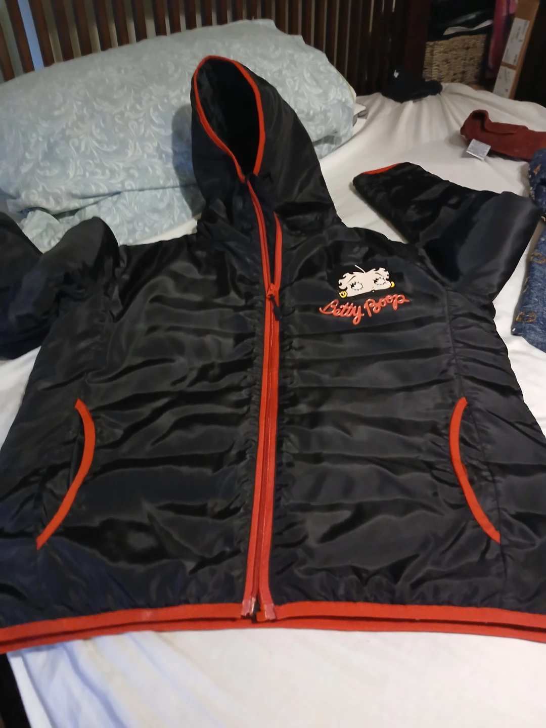 Betty Boop Black Puffer Jacket - photo 3