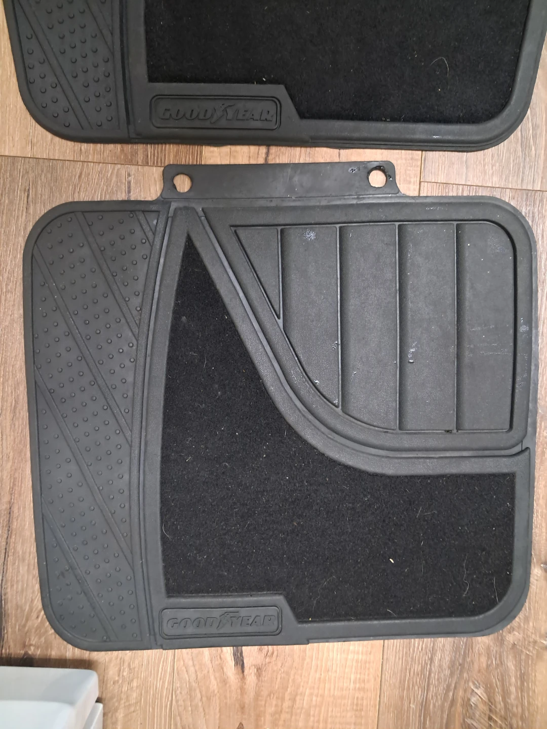 Goodyear All-Weather Car Floor Mats Set - photo 3