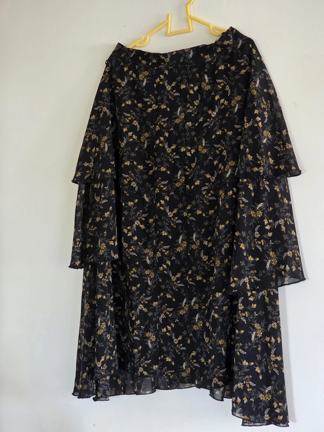 New Tiered Floral Midi Skirt - photo 2